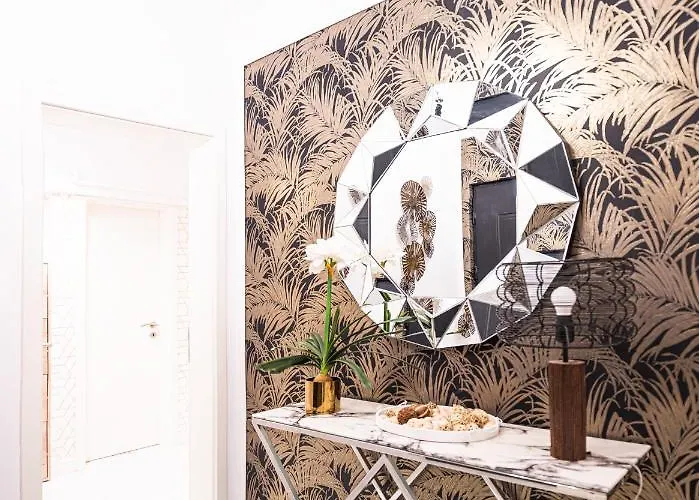 The Artist - Ultracentral Designer