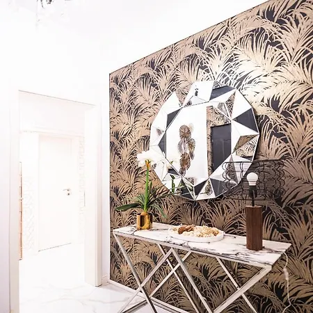 The Artist - Ultracentral Designer