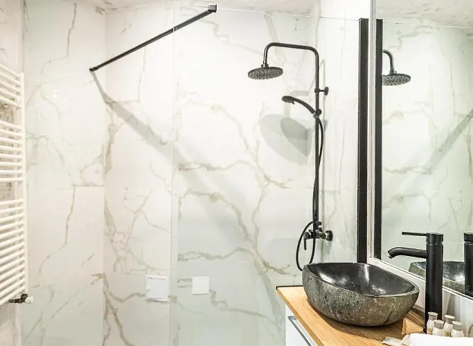 The Artist - Ultracentral Designer Bucareste