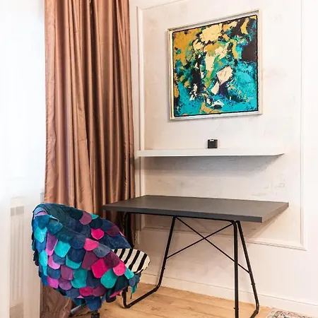 The Artist - Ultracentral Designer * Bukareszt